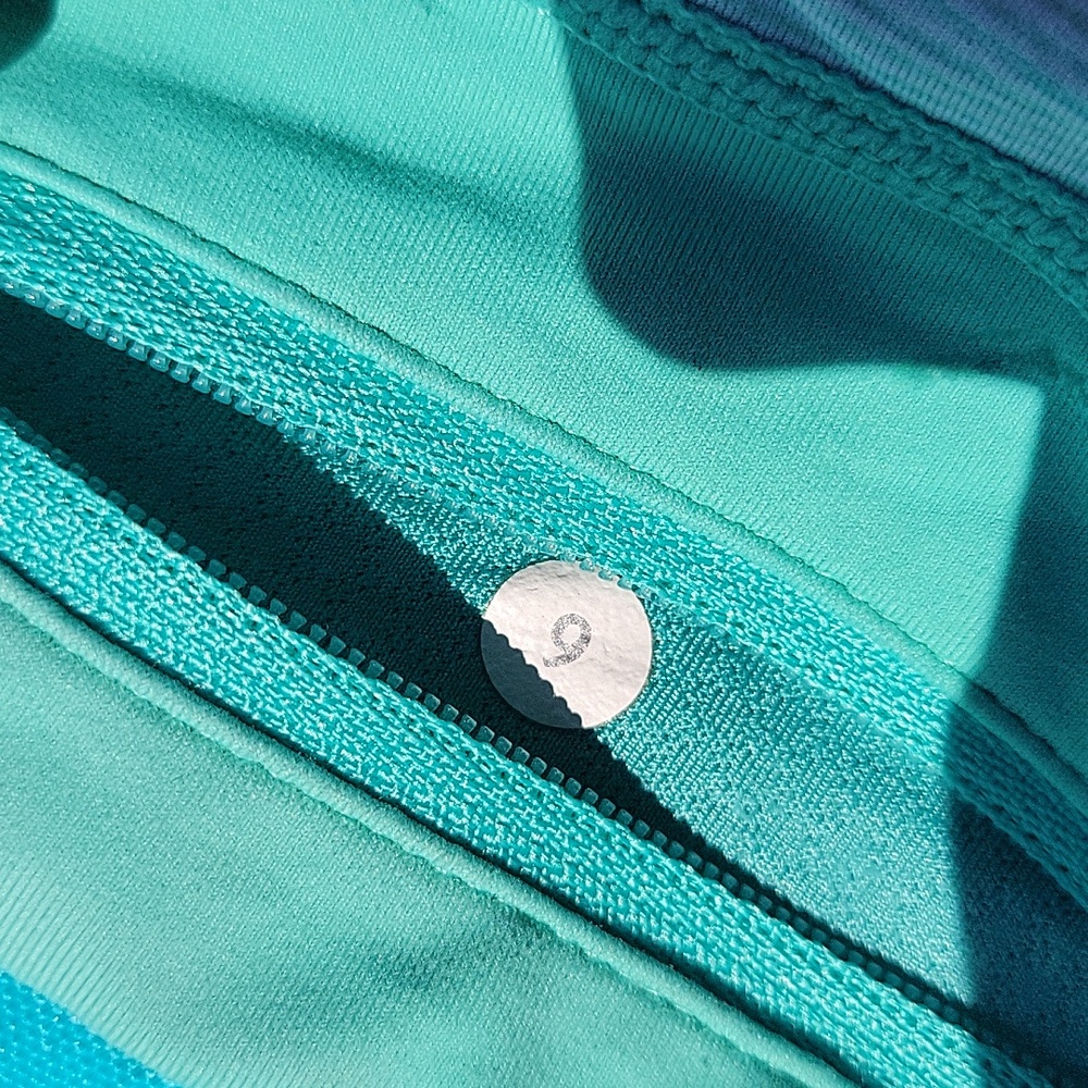 Lululemon - Picture 7 of 9